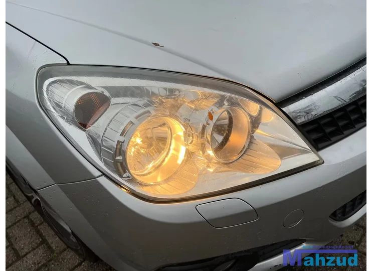 Koop Koplamp | Enkel bij Autodemontagebedrijf Mahzud