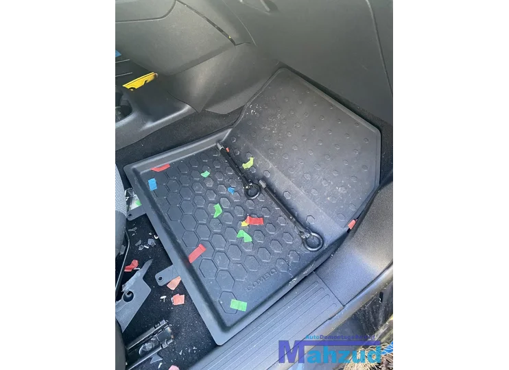 Koop Automatten | Complete set bij Autodemontagebedrijf Mahzud