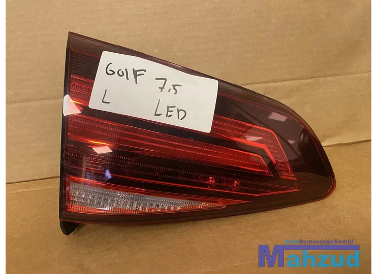 Koop Achterlicht | Enkel bij Autodemontagebedrijf Mahzud