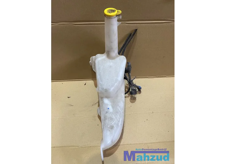 Koop Ruitensproeier reservoir | Sproeiertank bij Autodemontagebedrijf Mahzud