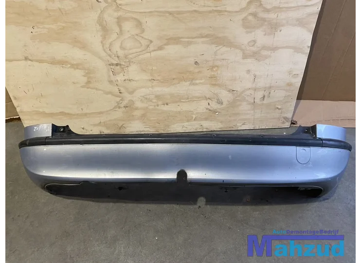 Koop Achterbumper bij Autodemontagebedrijf Mahzud