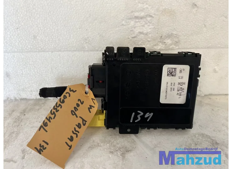 Koop Stuurkolomschakelaar | Combischakelaar bij Autodemontagebedrijf Mahzud