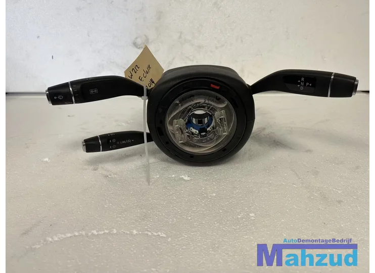 Koop Stuurkolomschakelaar | Combischakelaar bij Autodemontagebedrijf Mahzud