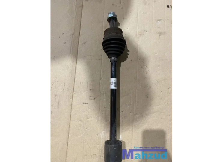 Koop Aandrijfas | Cardanas bij Autodemontagebedrijf Mahzud