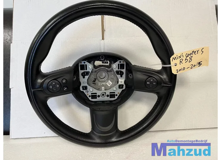 Koop Stuurwiel bij Autodemontagebedrijf Mahzud