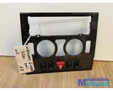 Koop Middenconsole bij Autodemontagebedrijf Mahzud