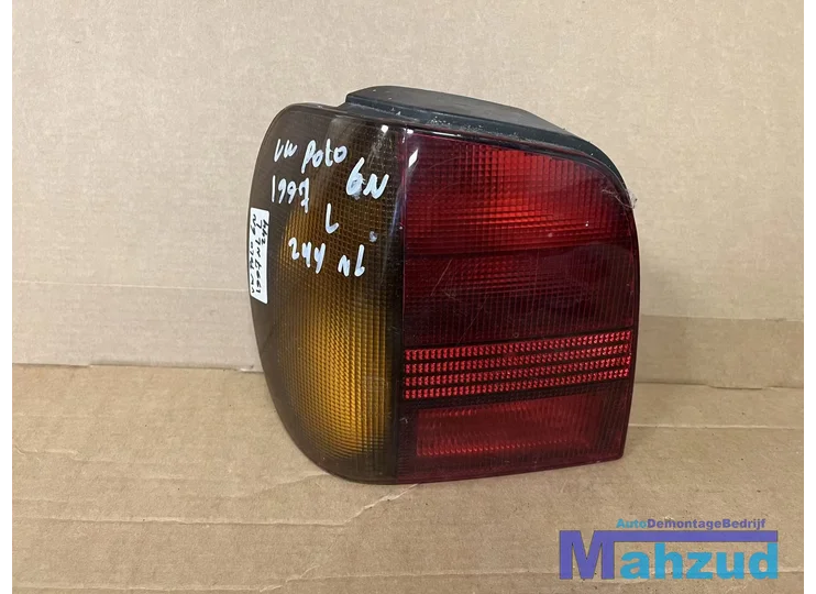 Koop Achterlicht | Enkel bij Autodemontagebedrijf Mahzud