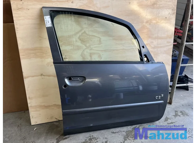 Koop Portier | Deur | Enkel bij Autodemontagebedrijf Mahzud