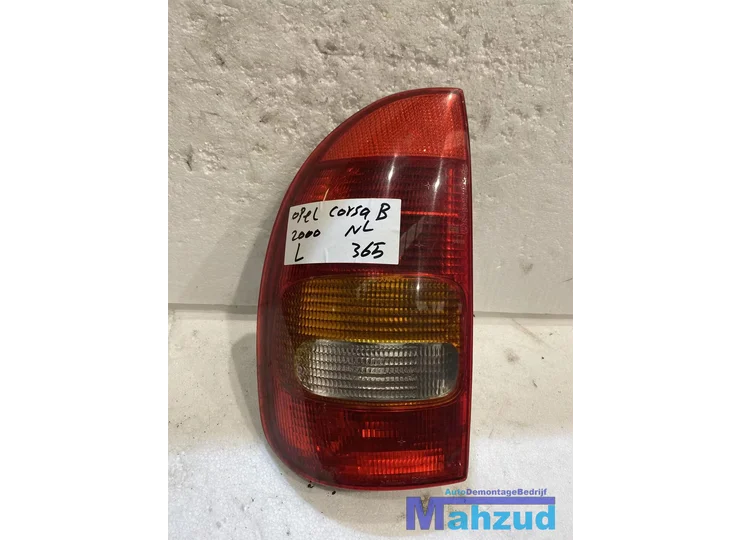 Koop Achterlicht | Enkel bij Autodemontagebedrijf Mahzud