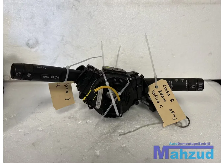 Koop Stuurkolomschakelaar | Combischakelaar bij Autodemontagebedrijf Mahzud