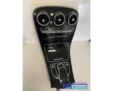 Koop Middenconsole bij Autodemontagebedrijf Mahzud