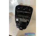 Koop Middenconsole bij Autodemontagebedrijf Mahzud