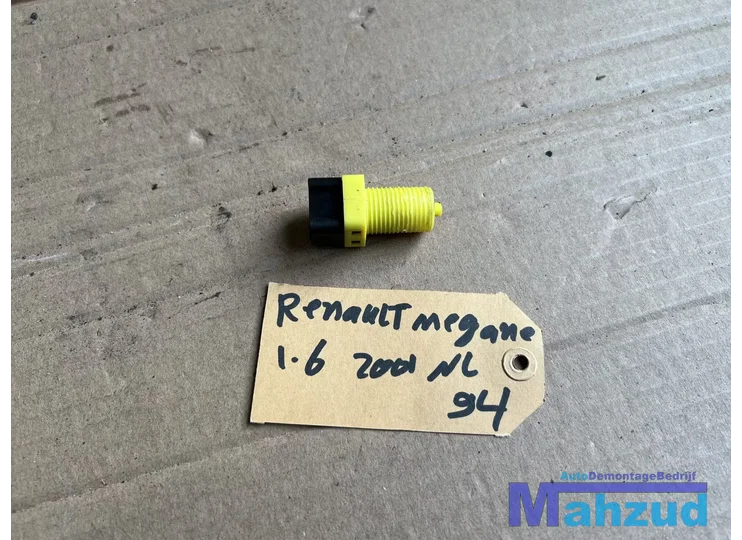 Koop Remlicht schakelaar bij Autodemontagebedrijf Mahzud