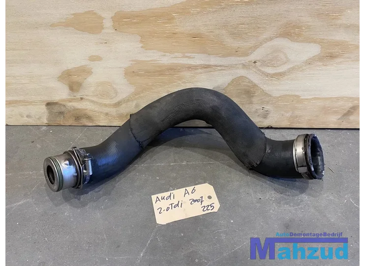 Koop Intercooler slang bij Autodemontagebedrijf Mahzud