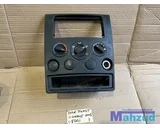 Koop Middenconsole bij Autodemontagebedrijf Mahzud