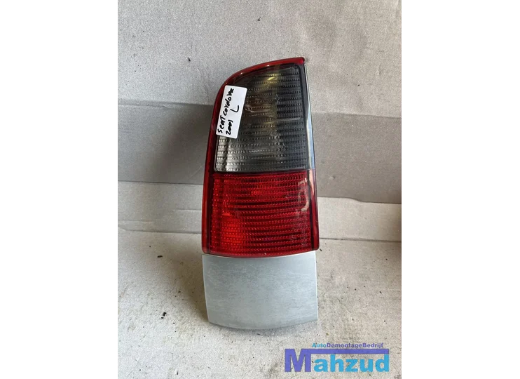 Koop Achterlicht | Enkel bij Autodemontagebedrijf Mahzud