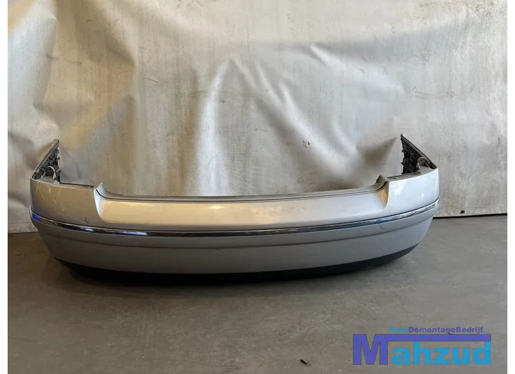 Koop Achterbumper bij Autodemontagebedrijf Mahzud