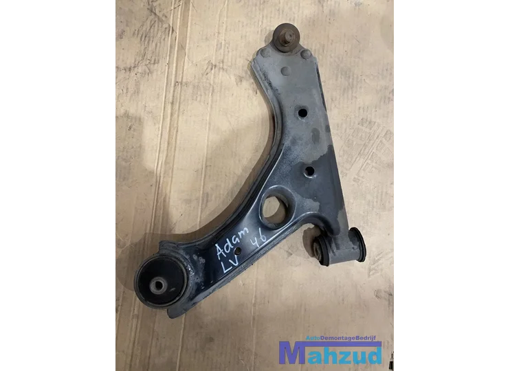 Koop Draagarm bij Autodemontagebedrijf Mahzud