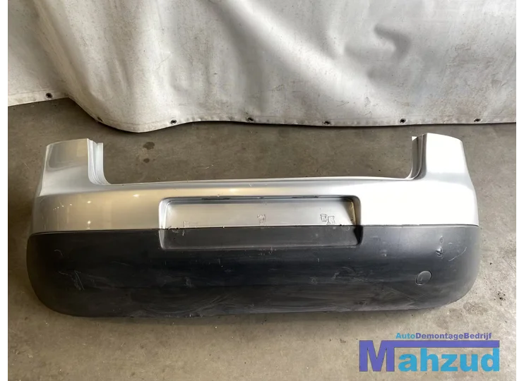 Koop Achterbumper bij Autodemontagebedrijf Mahzud