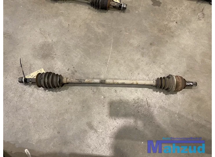 Koop Aandrijfas | Cardanas bij Autodemontagebedrijf Mahzud