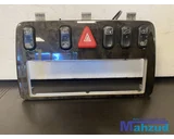 Koop Middenconsole bij Autodemontagebedrijf Mahzud