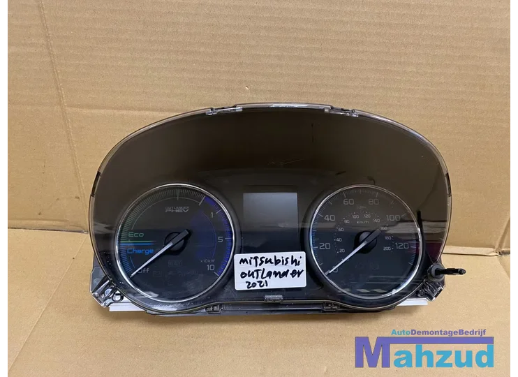 Koop Instrumentenpaneel | Tellerunit | Tellerhuis bij Autodemontagebedrijf Mahzud