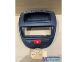 Koop Middenconsole bij Autodemontagebedrijf Mahzud