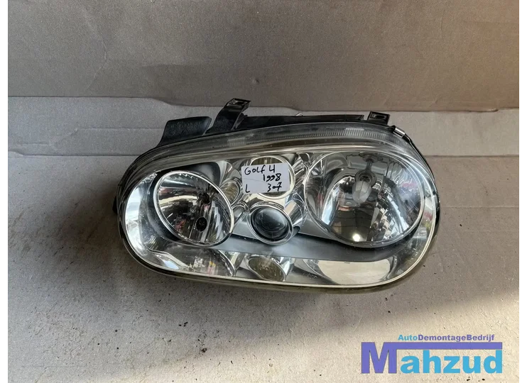 Koop Koplamp | Enkel bij Autodemontagebedrijf Mahzud