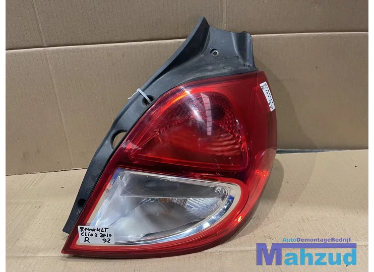Koop Achterlicht | Enkel bij Autodemontagebedrijf Mahzud