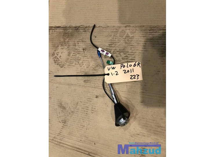 Koop Antenne bij Autodemontagebedrijf Mahzud