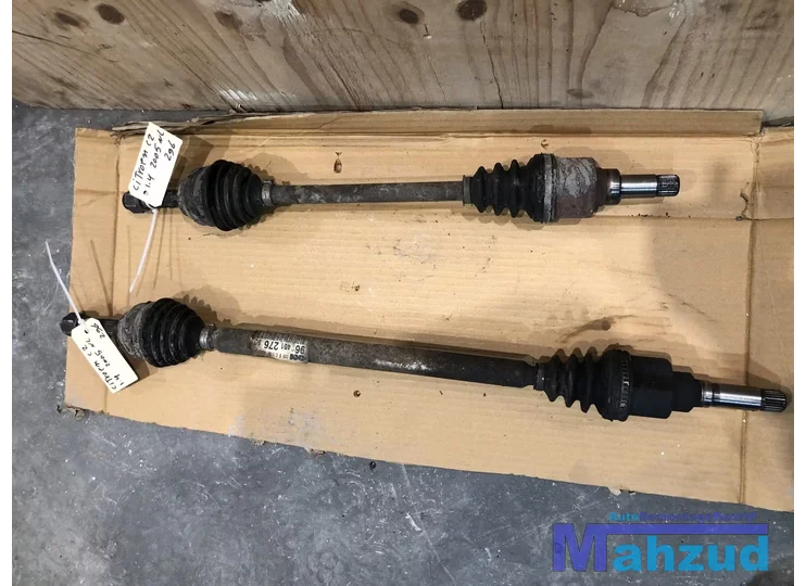 Koop Aandrijfas | Cardanas bij Autodemontagebedrijf Mahzud