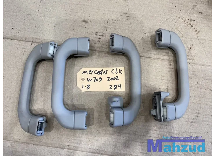 Koop Hemel handgreep | Complete set bij Autodemontagebedrijf Mahzud