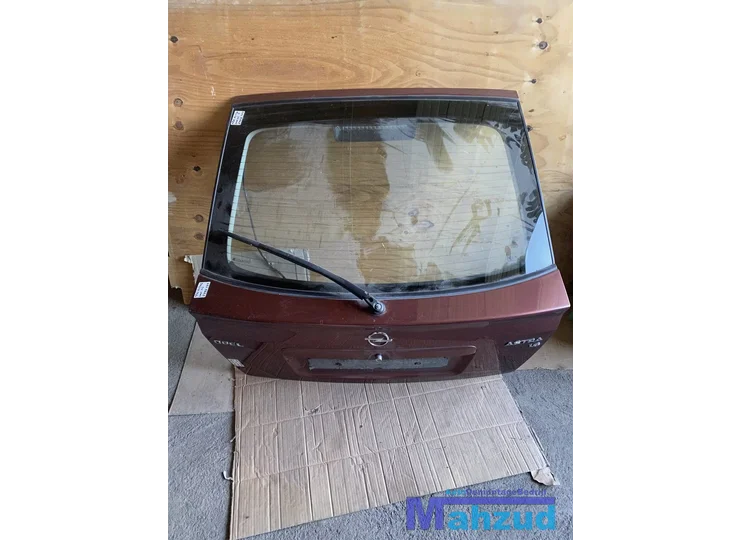 Koop Achterklep | Achterdeur bij Autodemontagebedrijf Mahzud