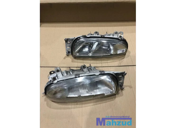 Koop Koplamp | Links en Rechts bij Autodemontagebedrijf Mahzud