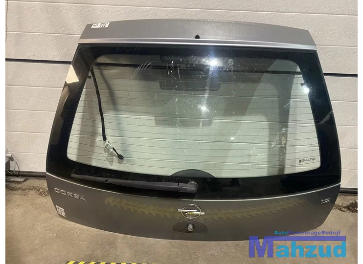 Koop Achterklep | Achterdeur bij Autodemontagebedrijf Mahzud