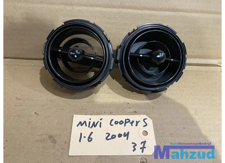 Koop Luchtrooster dashboard bij Autodemontagebedrijf Mahzud