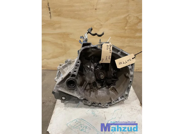 Koop Versnellingsbak bij Autodemontagebedrijf Mahzud