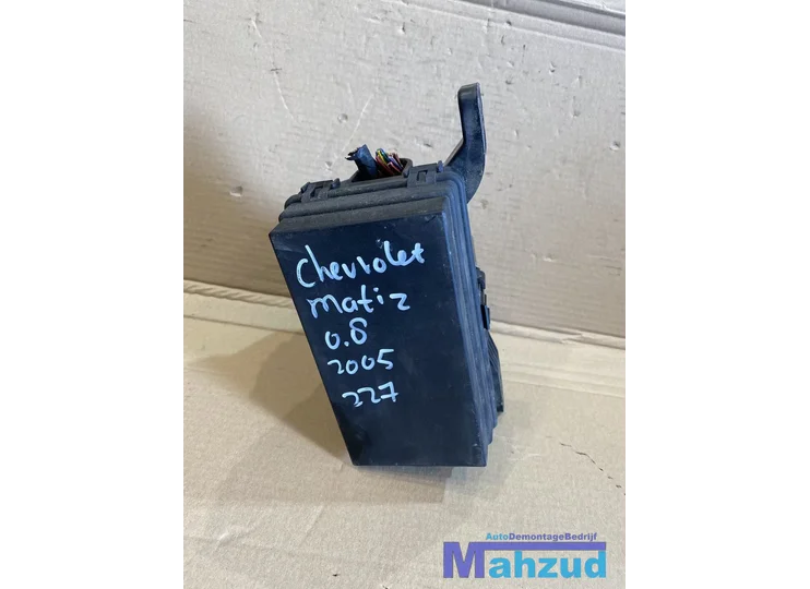 Koop Zekeringkast bij Autodemontagebedrijf Mahzud