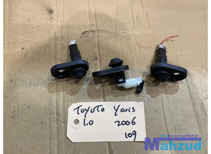 Koop Dashboard | Losse delen bij Autodemontagebedrijf Mahzud