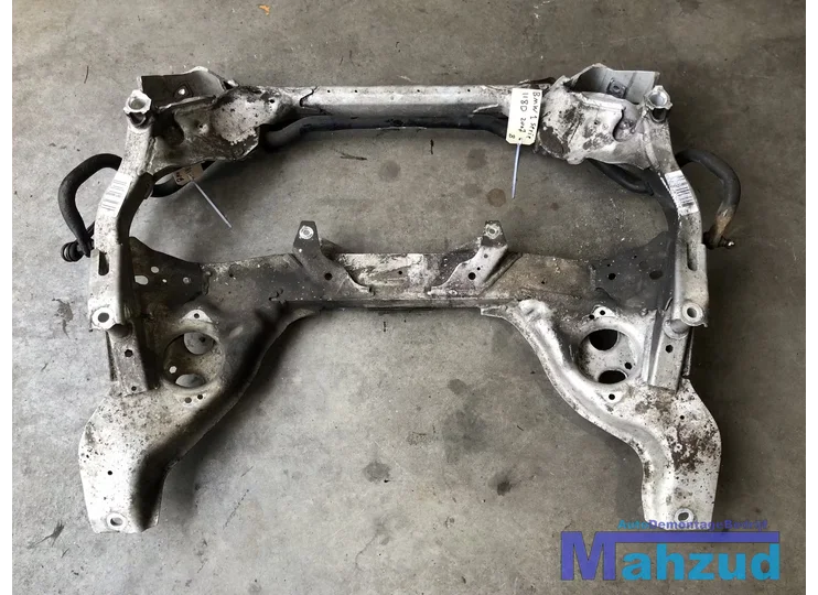 Koop Subframe bij Autodemontagebedrijf Mahzud
