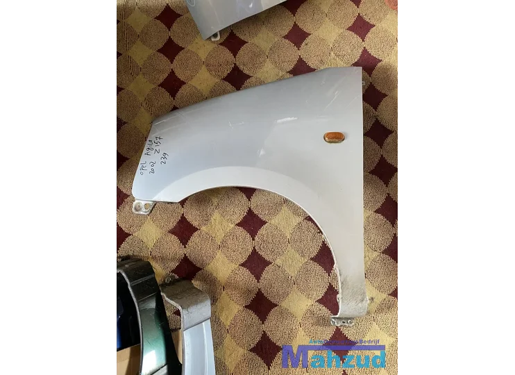 Koop Zijpaneel | Zijscherm | Voorscherm bij Autodemontagebedrijf Mahzud