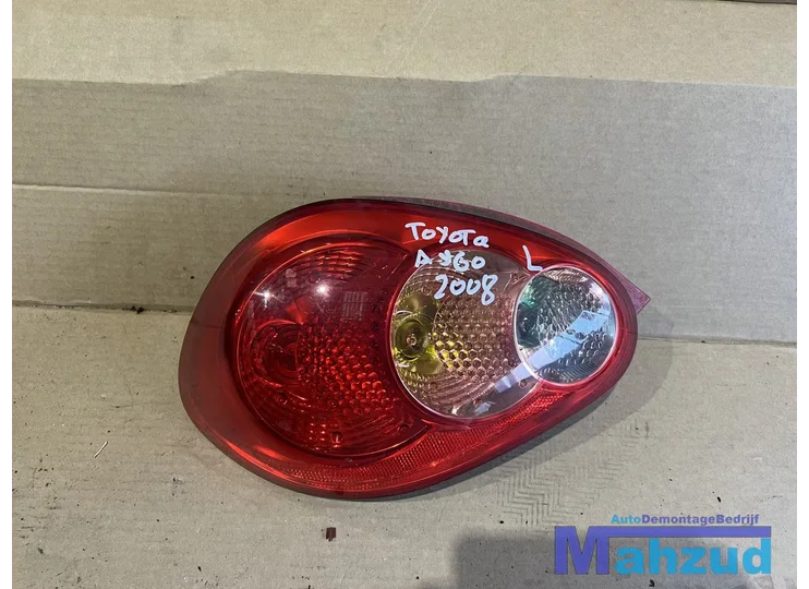 Koop Achterlicht | Enkel bij Autodemontagebedrijf Mahzud