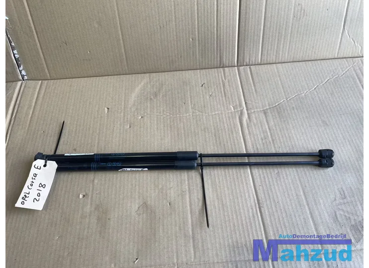 Koop Gasveer | Gasdemper | Achterklep | Links en Rechts bij Autodemontagebedrijf Mahzud