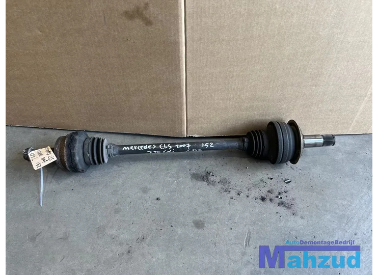 Koop Aandrijfas | Cardanas bij Autodemontagebedrijf Mahzud