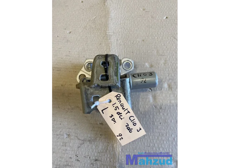 Koop Scharnier | Portier | Deur bij Autodemontagebedrijf Mahzud