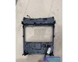 Koop Middenconsole bij Autodemontagebedrijf Mahzud