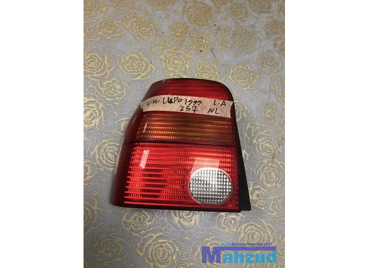 Koop Achterlicht | Enkel bij Autodemontagebedrijf Mahzud