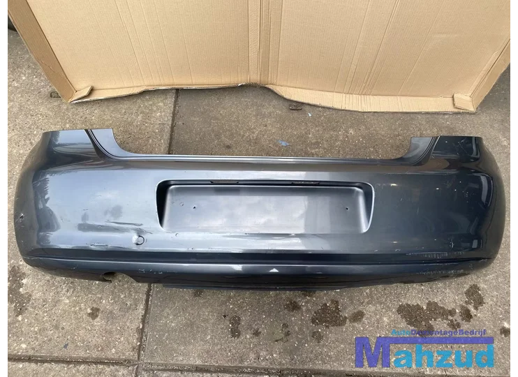 Koop Achterbumper bij Autodemontagebedrijf Mahzud