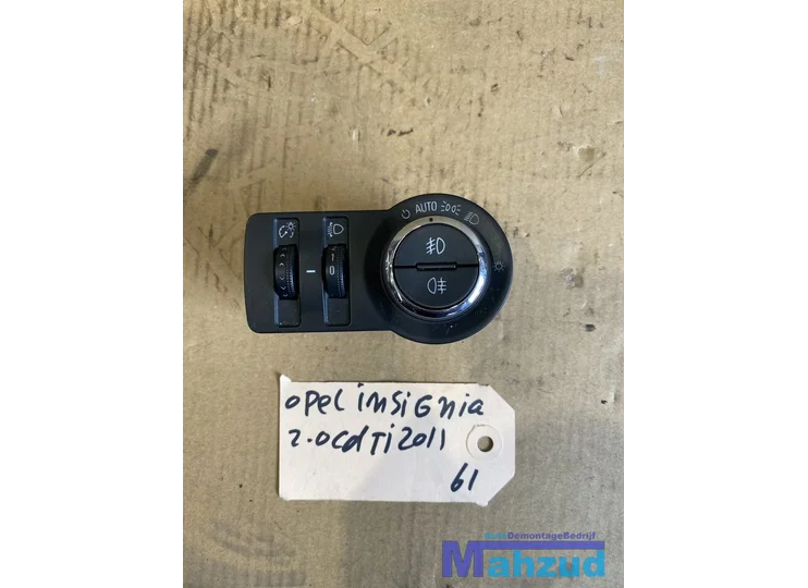 Koop Verlichting schakelaar | Licht schakelaar bij Autodemontagebedrijf Mahzud