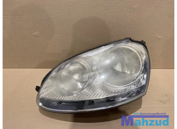 Koop Koplamp | Enkel bij Autodemontagebedrijf Mahzud